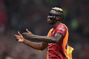 罗体：加拉塔萨雷愿意分两期支付奥斯梅恩转会费，4000万+3500万