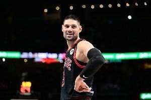 武切维奇谈公牛篮球运营副总裁：他工作做得不错 球迷要保持耐心