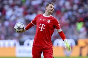 记者：拜仁与诺伊尔将进行续约谈判，若后者留队努贝尔将被出售