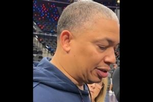 卢：比尔对抗训练状态不错移动也很出色 看到他的表现感觉很棒