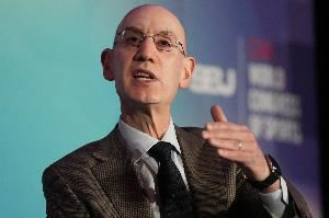 萧华：篮球在中国已有130年的历史 中国球迷非常熟悉这项运动