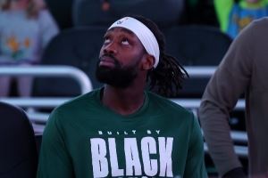 谨慎！贝弗利：我不和不认识的人打牌 要玩也不能超过1000块